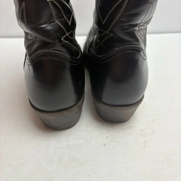 Justin Black Leather Cowboy Boots Embroidered Pointy Toe Snip Mens size 7.5 D